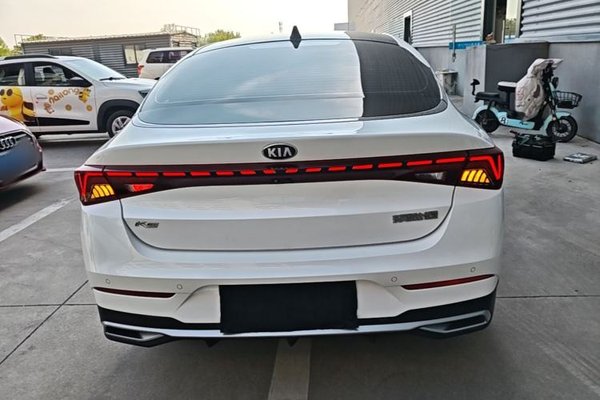Kia K5 2020, 93800 км, за 15688 USD - фото 6