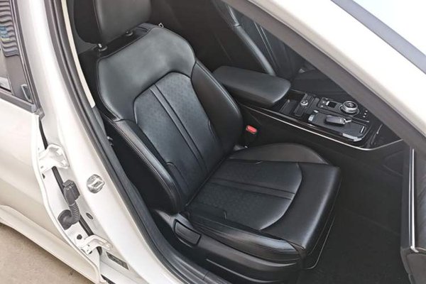 Kia K5 2020, 93800 км, за 15688 USD - фото 23