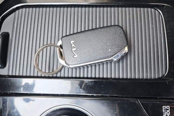 Kia K5 2020, 93800 км, за 15688 USD - фото 13