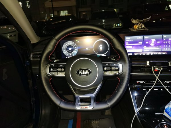 Kia K5 2020, 72500 км, за 12424 USD - фото 11