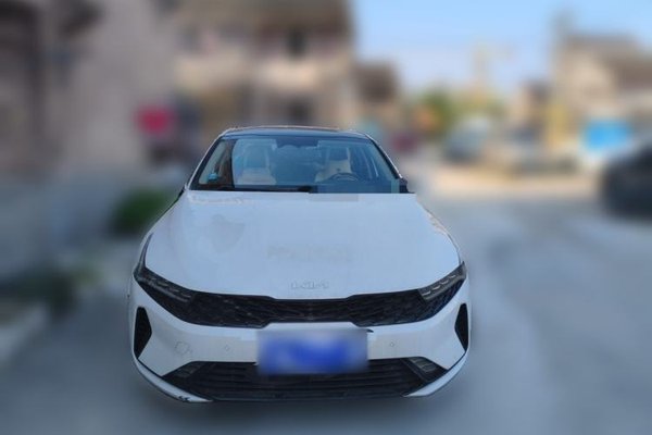 Kia K5 2021, 31700 км, за 12073 USD