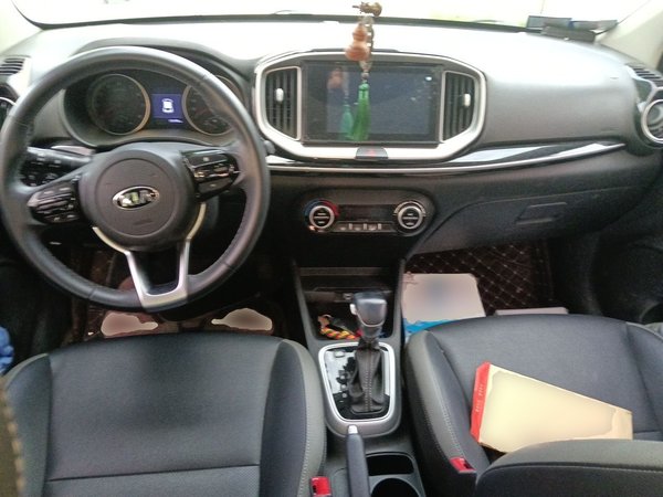 Kia kx1 Stonic 2019, 39100 км, за 6401 USD - фото 10