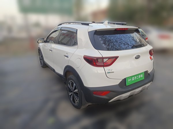 Kia kx1 Stonic 2019, 57000 км, за 5817 USD