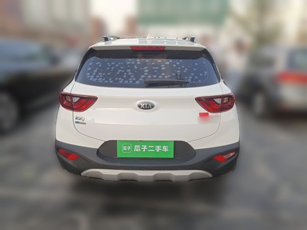 Kia kx1 Stonic 2019, 57000 км, за 5817 USD