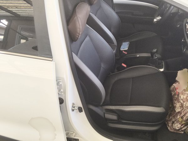 Kia KX1 Stonic 2019, 61100 км, за 7032 USD - фото 23