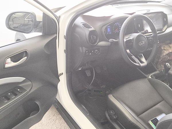 Kia KX1 Stonic 2019, 61100 км, за 7032 USD - фото 19