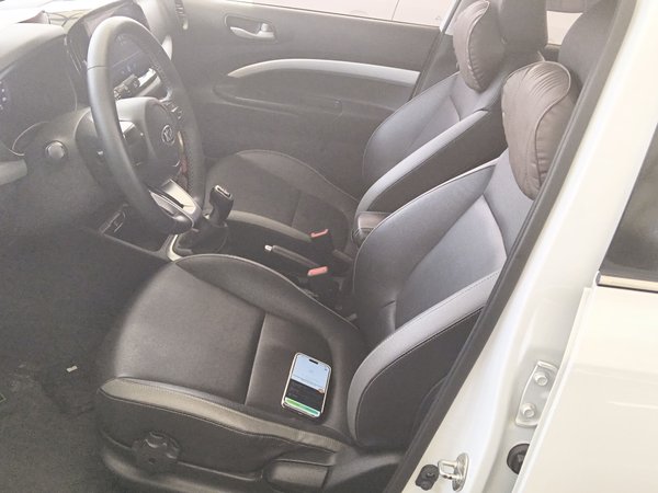 Kia KX1 Stonic 2019, 61100 км, за 7032 USD - фото 18