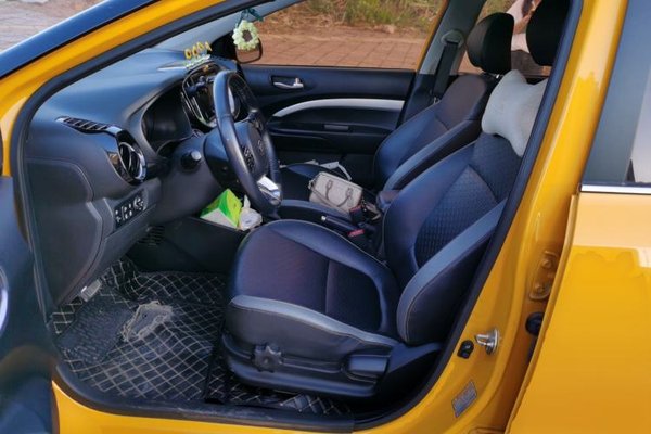Kia kx1 Stonic 2019, 60199 км, за 4691 USD - фото 17