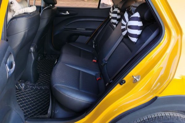 Kia kx1 Stonic 2019, 60199 км, за 4691 USD - фото 18