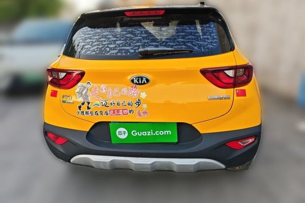 Kia kx1 Stonic 2019, 72700 км, за 5411 USD