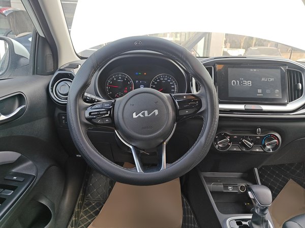 Kia KX1 Stonic 2021, 10200 км, за 10713 USD - фото 14