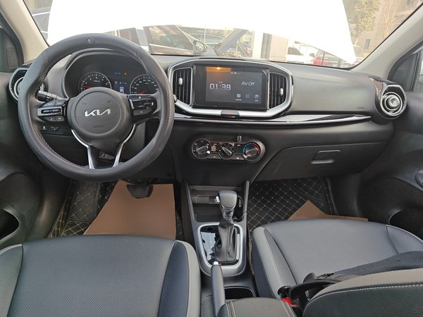 Kia KX1 Stonic 2021, 10200 км, за 10713 USD - фото 13