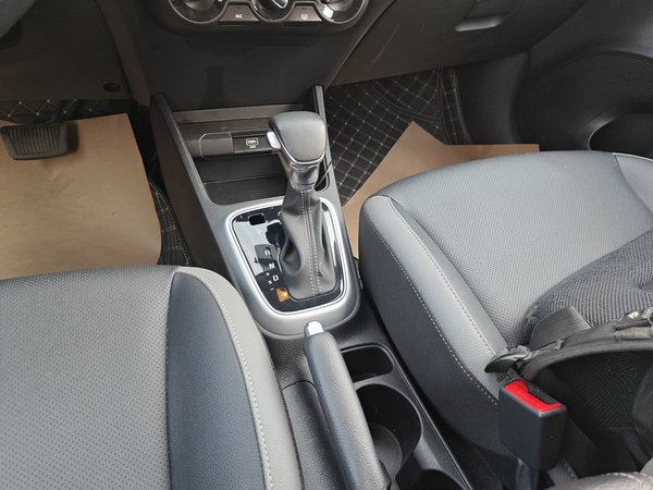 Kia KX1 Stonic 2021, 10200 км, за 10713 USD - фото 17