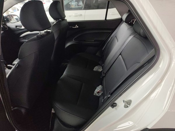 Kia KX1 Stonic 2021, 200 км, за 12099 USD - фото 22