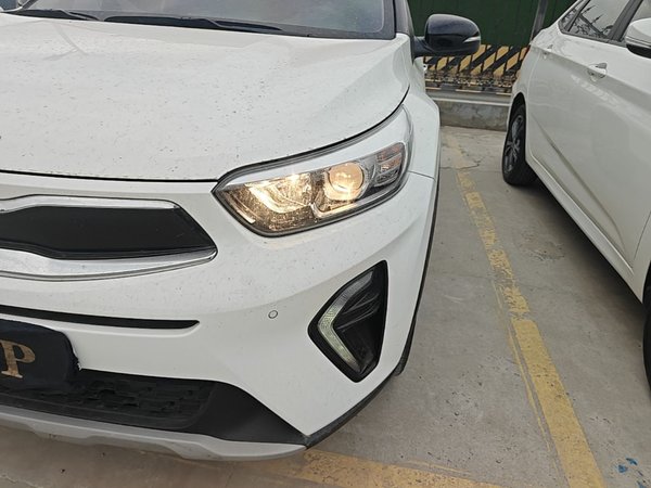 Kia kx1 Stonic 2021, 25800 км, за 11543 USD - фото 9