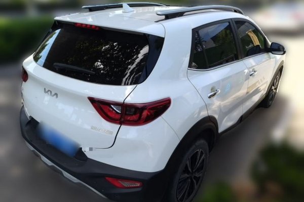 Kia kx1 Stonic 2021, 29400 км, за 11255 USD - фото 6