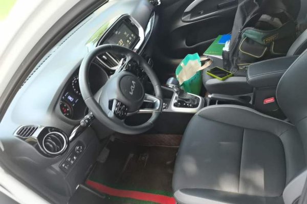 Kia kx1 Stonic 2021, 29400 км, за 11255 USD - фото 14