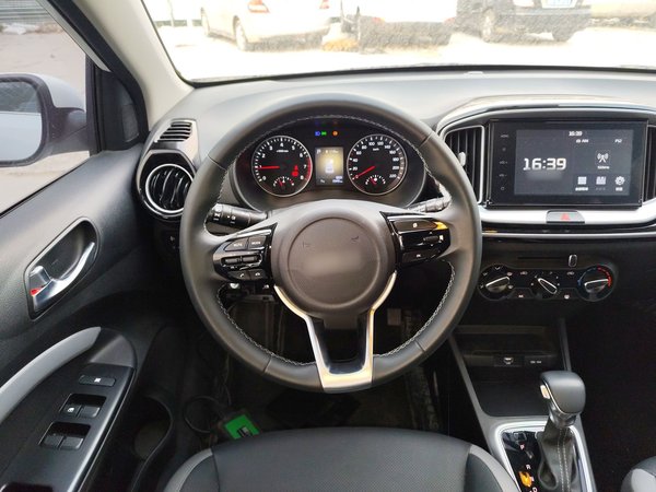 Kia KX1 Stonic 2021, 3900 км, за 10297 USD - фото 12