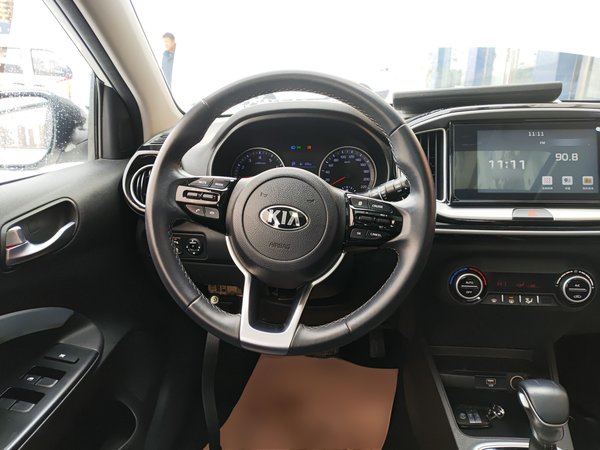 Kia KX1 Stonic 2021, 40599 км, за 9817 USD - фото 14