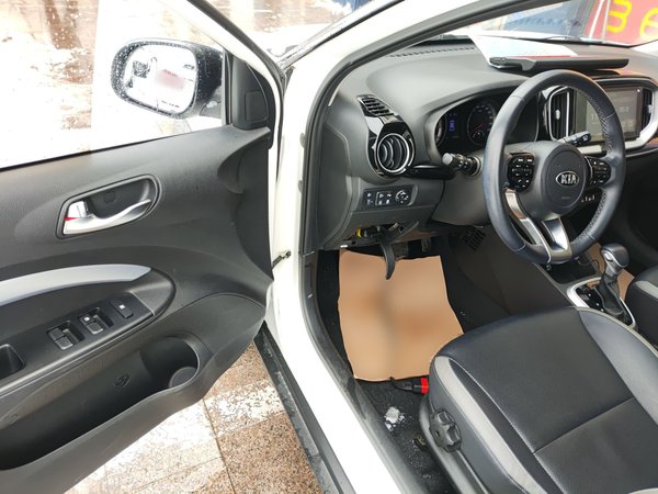 Kia KX1 Stonic 2021, 40599 км, за 9817 USD - фото 19