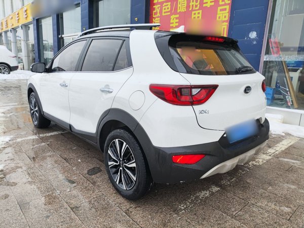 Kia KX1 Stonic 2021, 40599 км, за 9817 USD