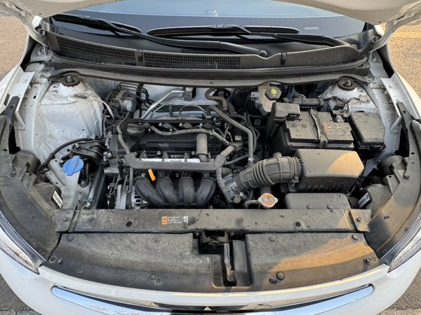 Kia KX1 Stonic 2021, 6600 км, за 10958 USD - фото 18