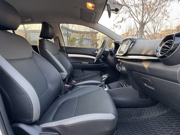 Kia KX1 Stonic 2021, 6600 км, за 10958 USD - фото 23