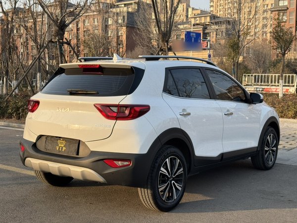 Kia KX1 Stonic 2021, 6600 км, за 10958 USD - фото 12