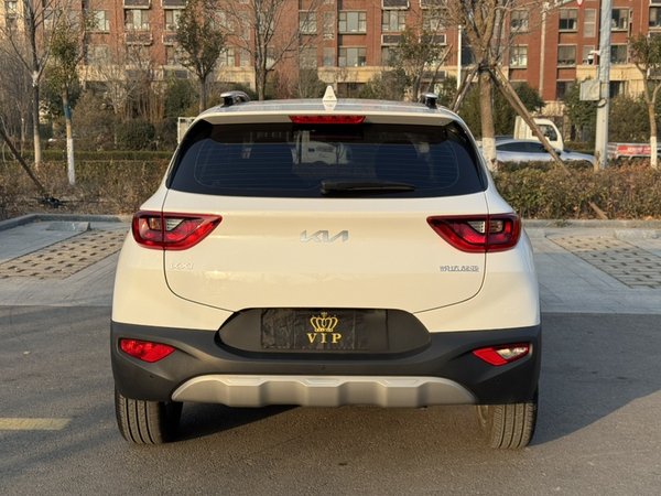 Kia KX1 Stonic 2021, 6600 км, за 10958 USD - фото 13