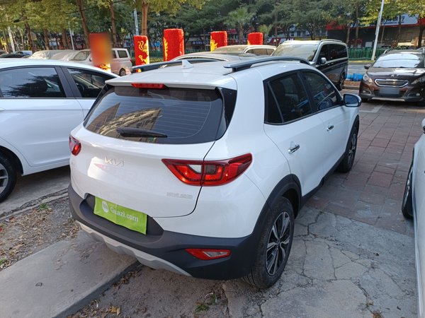 Kia KX1 Stonic 2021, 4800 км, за 10931 USD - фото 6
