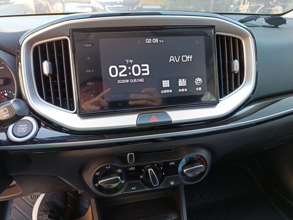 Kia KX1 Stonic 2021, 4800 км, за 10931 USD - фото 16