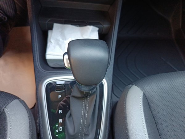 Kia KX1 Stonic 2021, 4800 км, за 10931 USD - фото 17