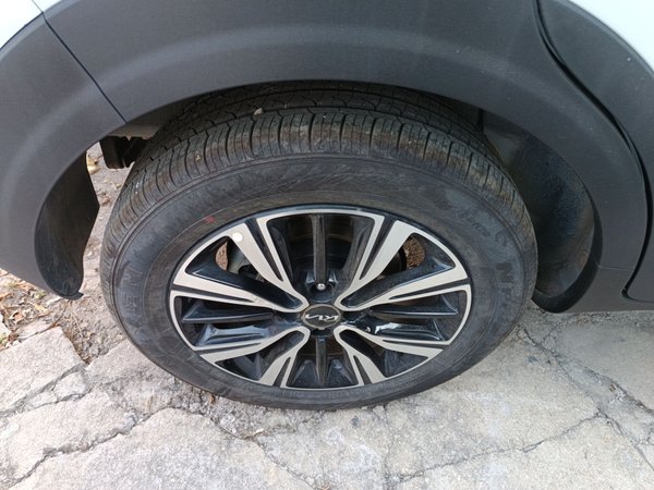 Kia KX1 Stonic 2021, 4800 км, за 10931 USD - фото 10