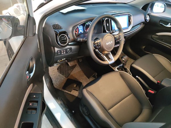 Kia KX1 Stonic 2021, 500 км, за 12166 USD - фото 19