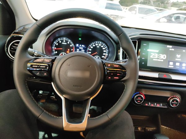 Kia KX1 Stonic 2021, 500 км, за 12166 USD - фото 14