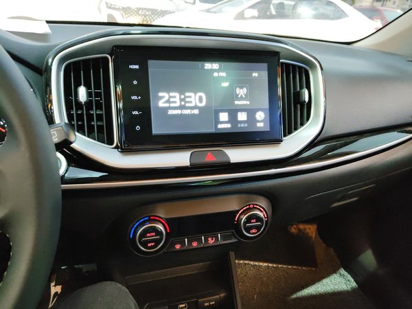 Kia KX1 Stonic 2021, 500 км, за 12166 USD - фото 16