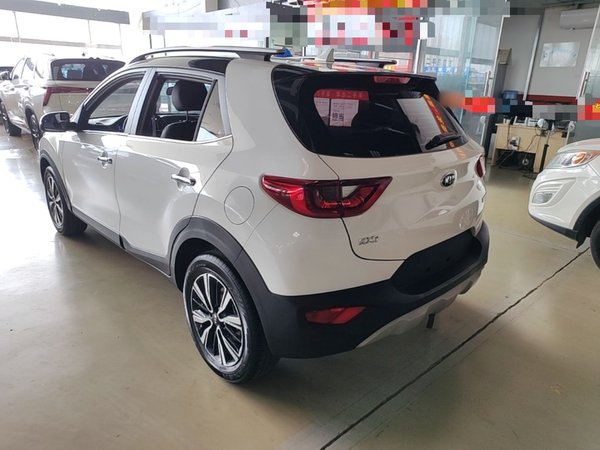Kia kx1 Stonic 2021, 52600 км, за 8484 USD