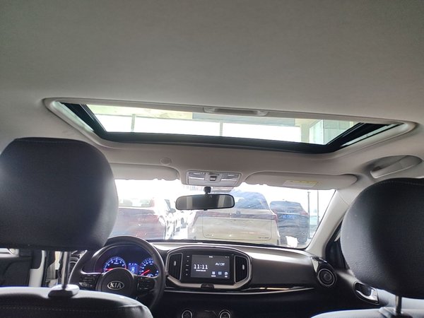 Kia kx1 Stonic 2021, 52600 км, за 8484 USD - фото 21