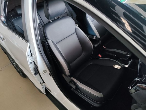 Kia kx1 Stonic 2021, 52600 км, за 8484 USD - фото 23