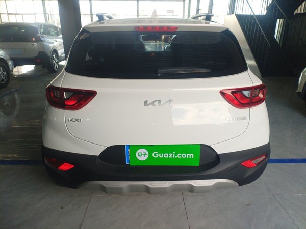 Kia KX1 Stonic 2021, 600 км, за 12572 USD