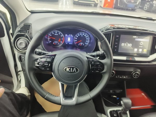 Kia KX1 Stonic 2021, 63100 км, за 10266 USD - фото 12