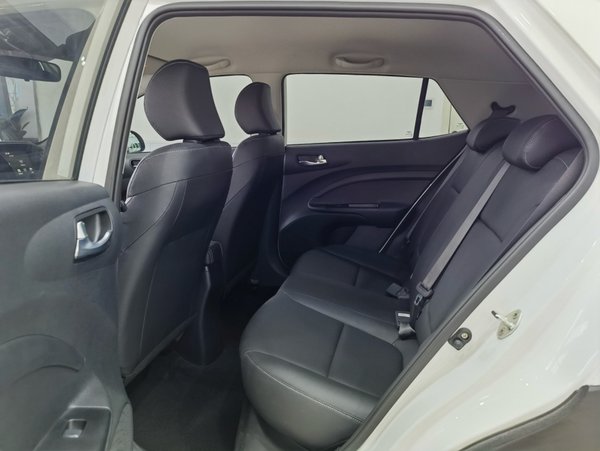 Kia KX1 Stonic 2021, 6700 км, за 11204 USD - фото 19