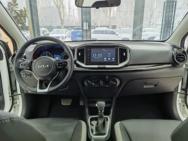 Kia KX1 Stonic 2021, 6700 км, за 11204 USD - фото 18