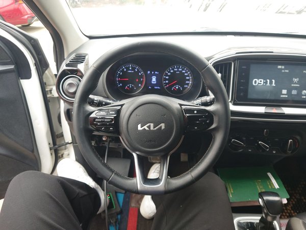 Kia KX1 Stonic 2021, 78900 км, за 8804 USD - фото 14