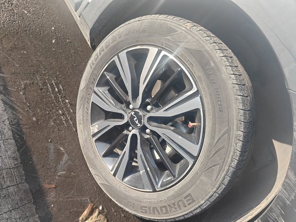 Kia KX1 Stonic 2021, 80100 км, за 10015 USD - фото 8
