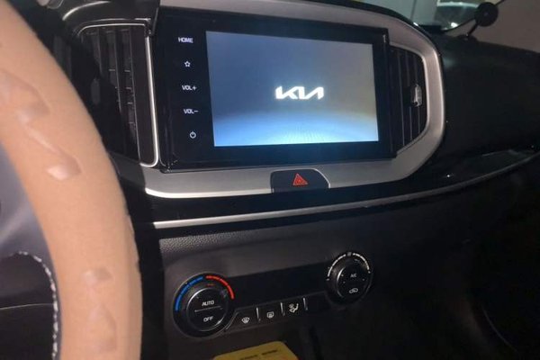Kia kx1 Stonic 2026, 1100 км, за 11239 USD - фото 10