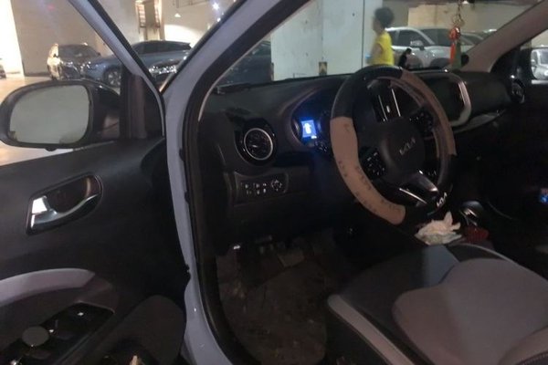 Kia kx1 Stonic 2026, 1100 км, за 11239 USD - фото 13