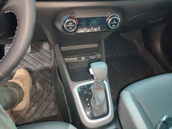 Kia KX1 Stonic 2026, 500 км, за 12006 USD - фото 15