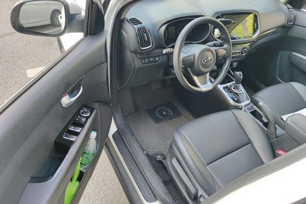 Kia KX3 2015, 28900 км, за 6765 USD - фото 13