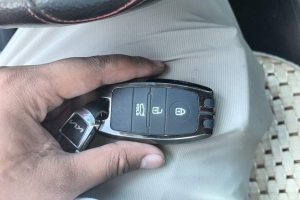 Kia KX3 2015, 83800 км, за 7555 USD - фото 17